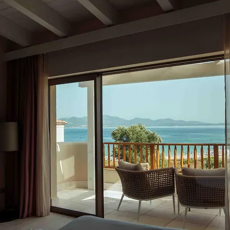 Hotel Cala Cuncheddi - Vretreats