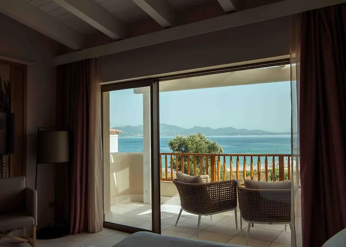 Hotel Cala Cuncheddi - Vretreats