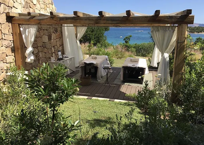 Hotel Cala Cuncheddi - Vretreats